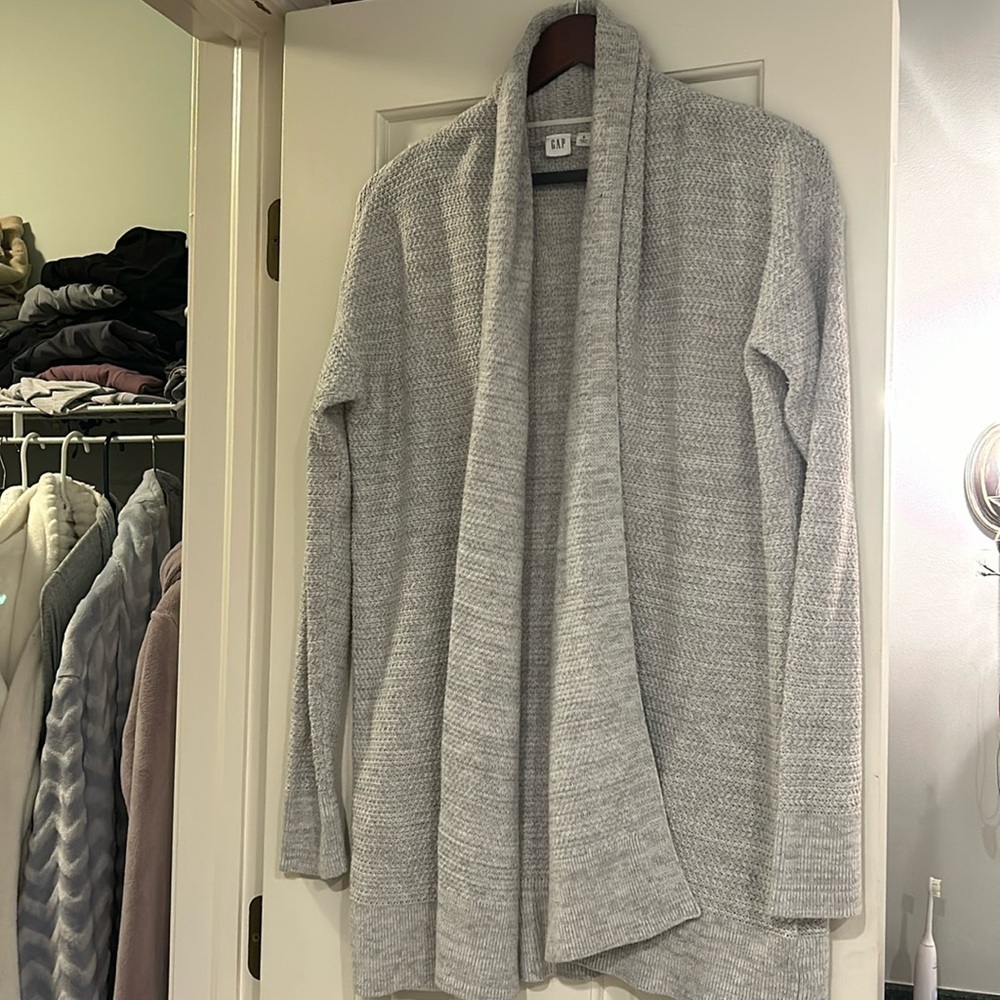 EUC Gap sweater